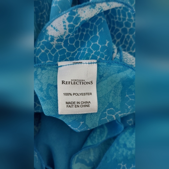 Northern Reflections Ruffled Scarf - Picture 4 of 5